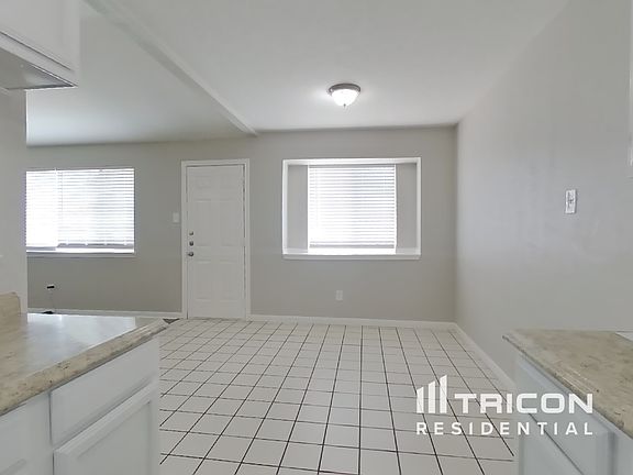5th image of 3415 Sandbrook Dr