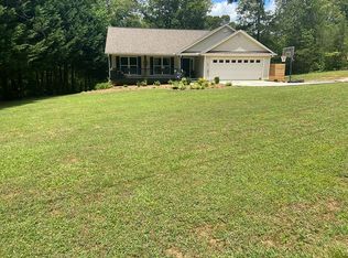 197 Perimeter Rd, Dawsonville, GA 30534