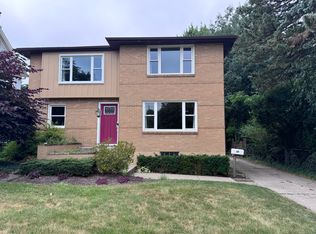69 Berryman Dr, Amherst, NY 14226