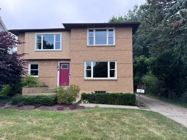 69 Berryman Dr, Amherst, NY 14226