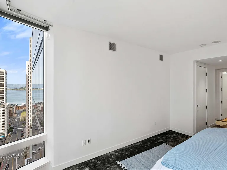 301 Mission St #27B — Photo 21