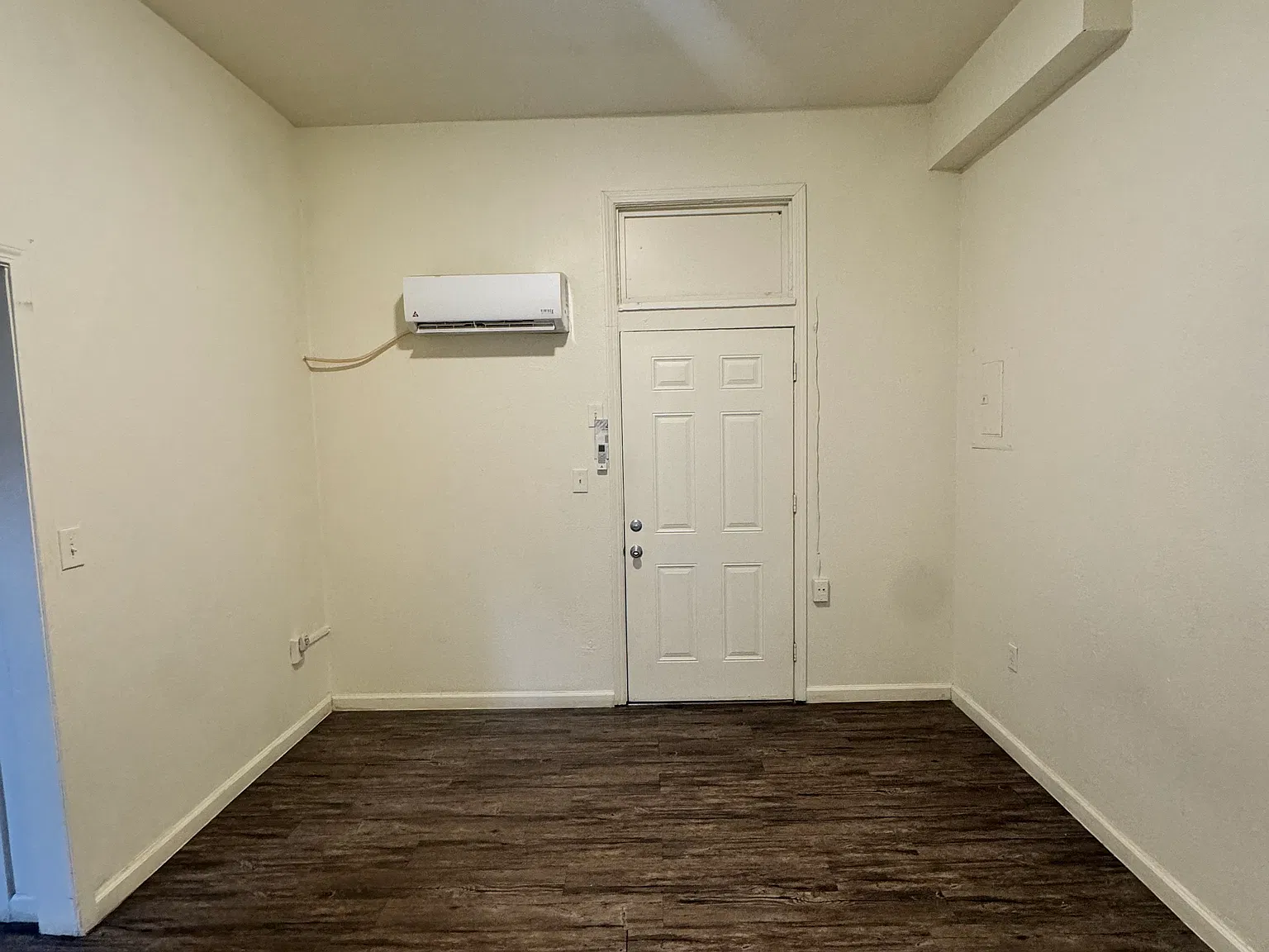 329 Heinlen St — Photo 2