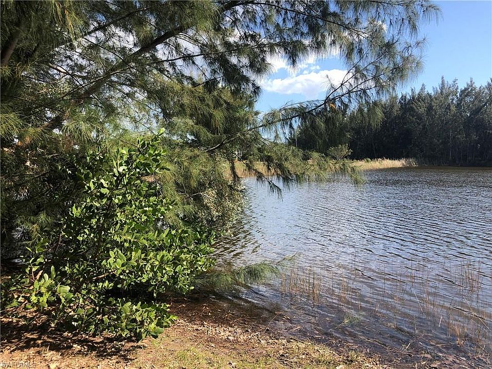 1st image of 5441 Marina Dr