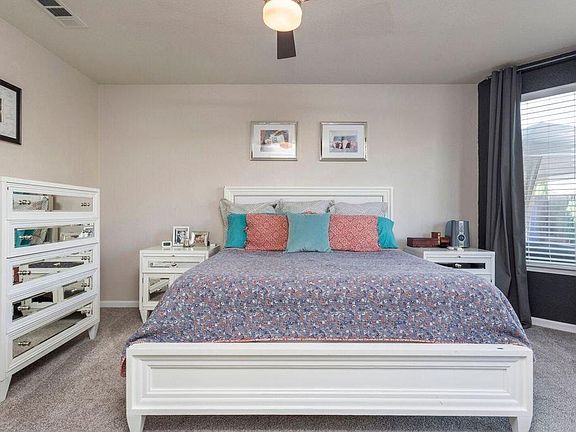 3rd image of 2041 Culverhill Way