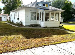 422 6th Ave SW, Conrad, MT 59425