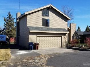 1950 SW 21st St, Redmond, OR 97756