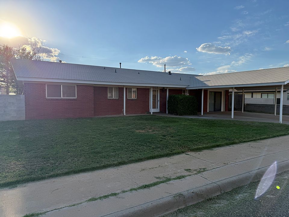 2nd image of 1107 Alpine Dr