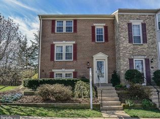 7013 Braddock Mews Pl, Springfield, VA 22151