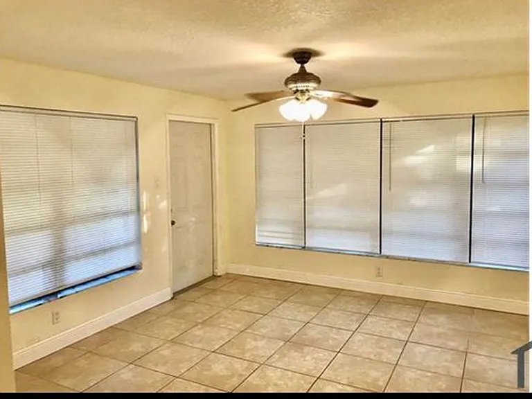 930 NW 19th Ave — Photo 3