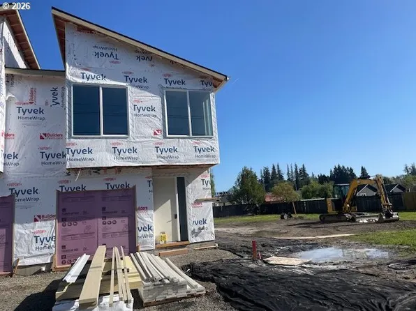 1421 NE 18th St, McMinnville, OR 97128