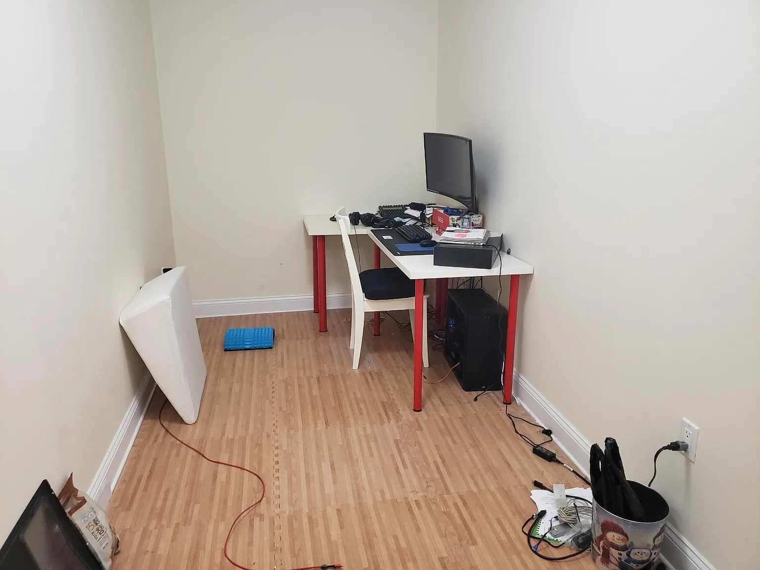1 bed, 1200 sqft, $2,733 — Photo 2