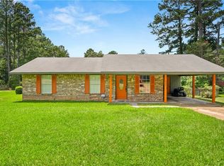 920 Allison Dr, Pineville, LA 71360