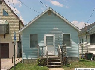 16 Ocean Ave, Highlands, NJ 07732