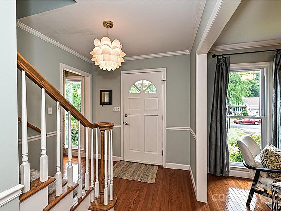4th image of 5618 Ivygate Ln