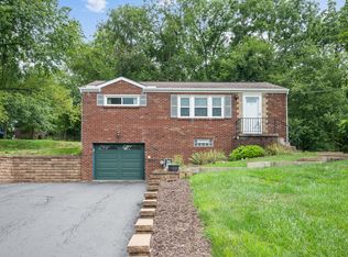 8150 Dormar Dr, Pittsburgh, PA 15237
