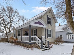 108 W 17th St, Holland, MI 49423
