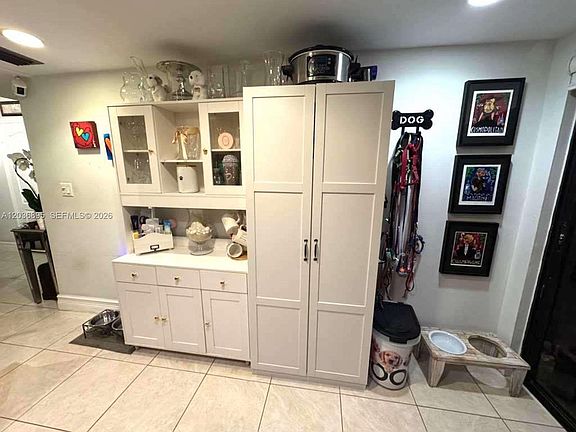 5th image of 10044 SW 77th Ct #0