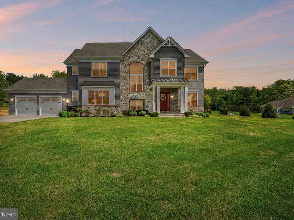 10390 Springside Ter, Ijamsville, MD 21754