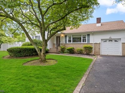 3 Casey Ave, East Hanover, NJ, 07936