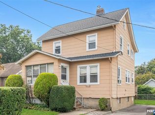 60 Madison Ave, Bergenfield, NJ 07621