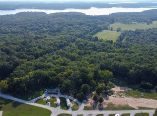 20045 E 1900th Rd, Fair Play, MO 65649