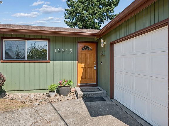 5th image of 12513 NE Russell St