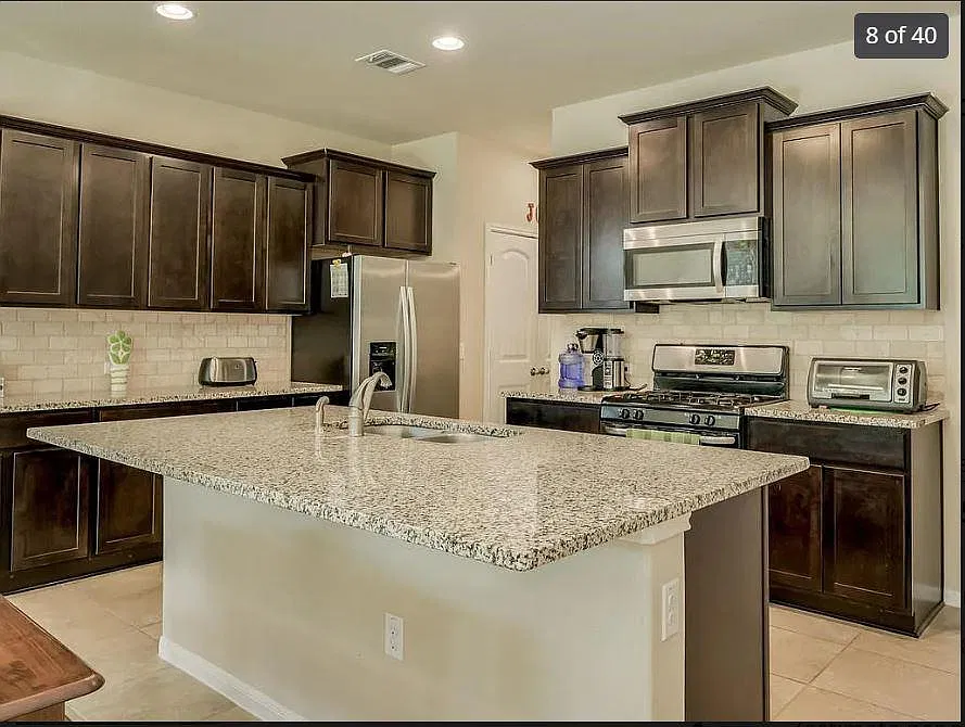 2508 Merton Dr — Photo 4