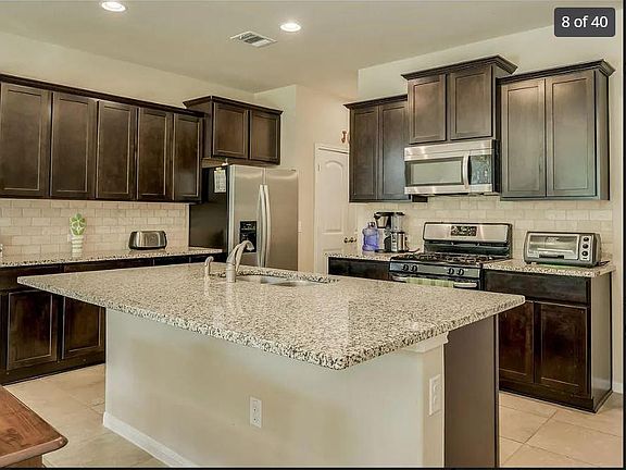 4th image of 2508 Merton Dr