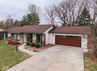 224 N Peterman Rd, Greenwood, IN 46142