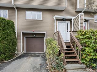 26 Village Green #26, Nanuet, NY