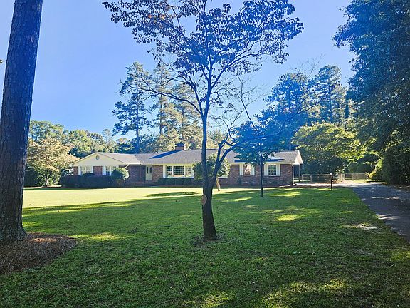 2nd image of 1527 Alpine Dr
