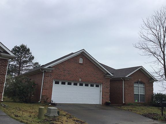 3rd image of 1004 Castlemaine Way
