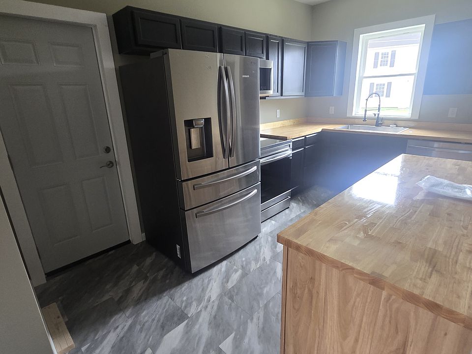 1st image of 115 Nicholas St #A