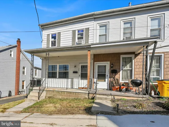 201 S Margaretta St, Schuylkill Haven, PA 17972