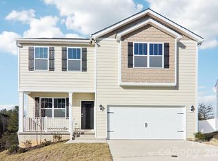 823 Adelston Ln, Asheville, NC 28804