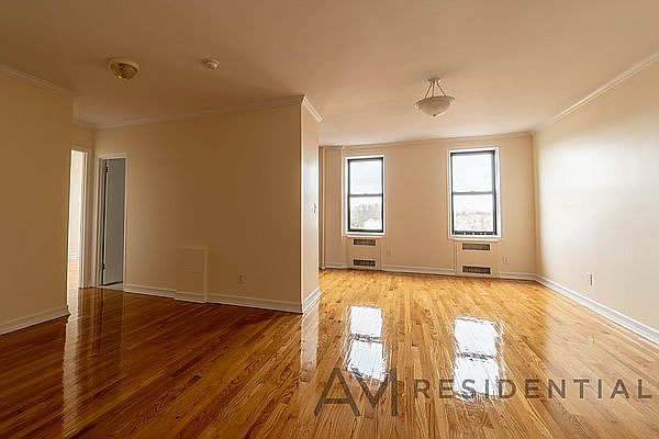 1st image of 2147 E 17th St #54