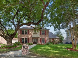 931 Fleetwood Place Dr, Houston, TX 77079