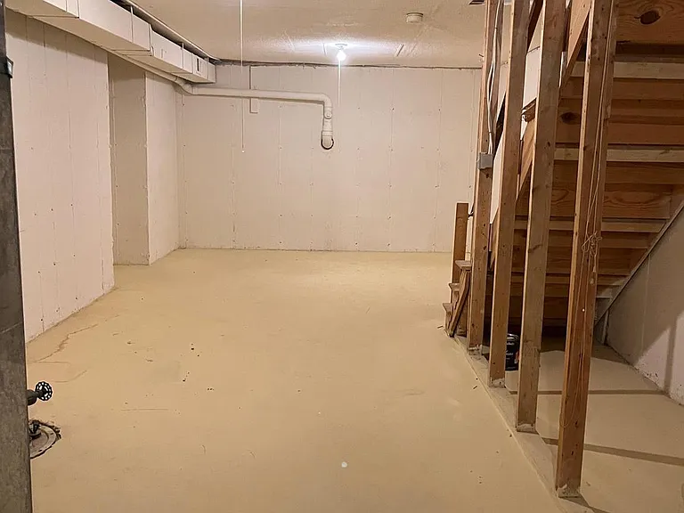 1533 Oronoco St — Photo 23