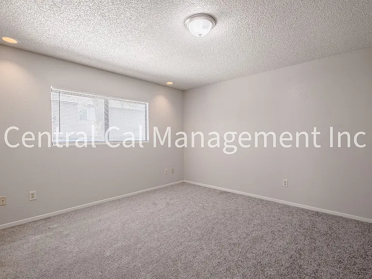 5713 Fairfax Rd — Photo 14