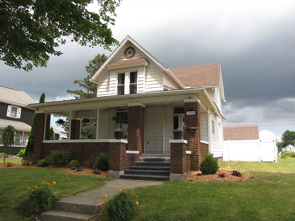 1st image of 739 Richmond St
