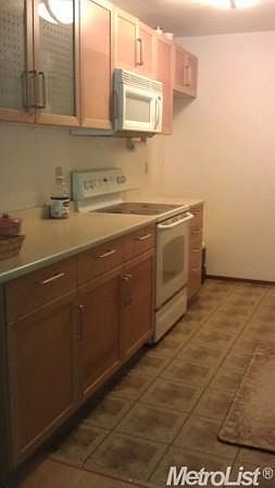 2nd image of 5136 Connecticut Dr APT 3