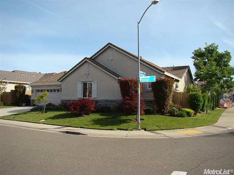 3499 Ponzi Ct photo 1