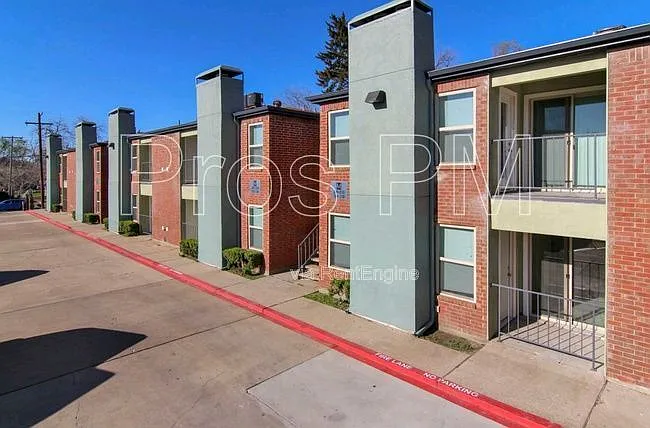 Monarch Place — Photo 22