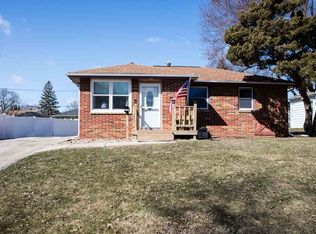 1122 Sheerer Ave, Waterloo, IA 50701