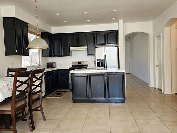 4th image of 7682 Newberry Ln
