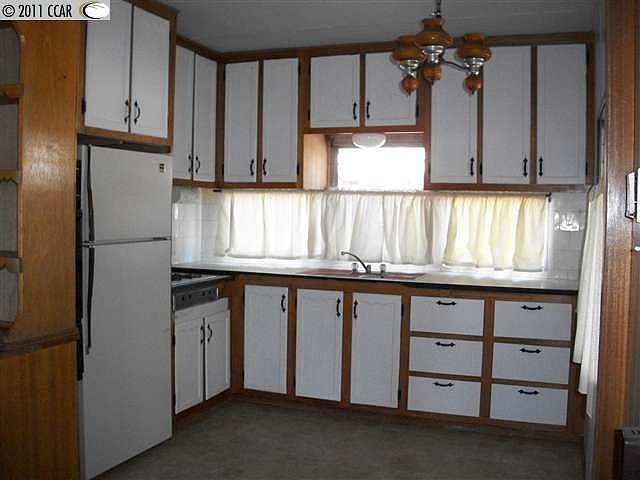 2nd image of 104 Laila Ln