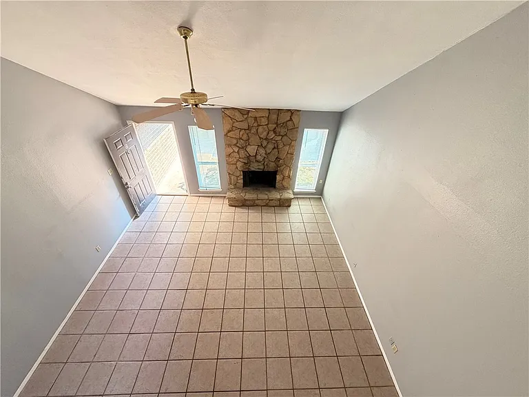 11618 Agua Dulce Creek Dr #B — Photo 12