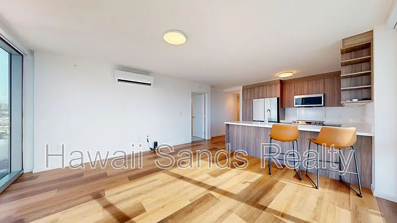 2 bed, 2.0 bath, 976 sqft, $4,500 — Photo 3