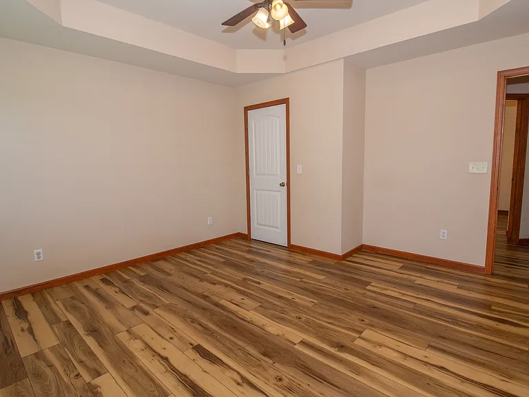 22039 Harlan Ln — Photo 19