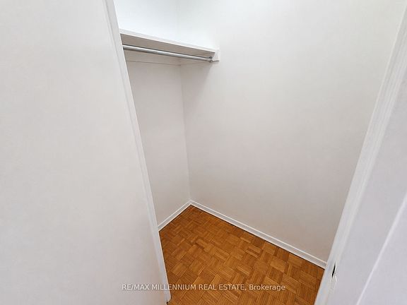 3rd image of 250 Frederick St #507